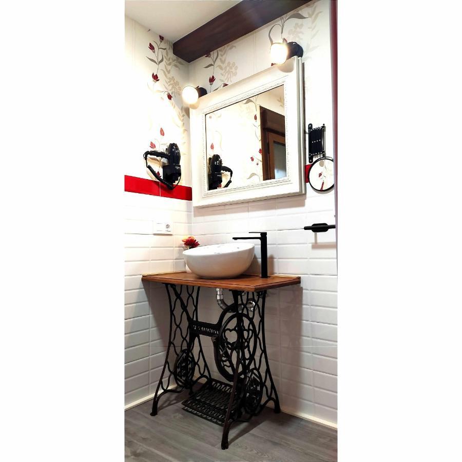 Apartamentos La Rosa Y El Pastor Guijo de Santa Barbara Bagian luar foto