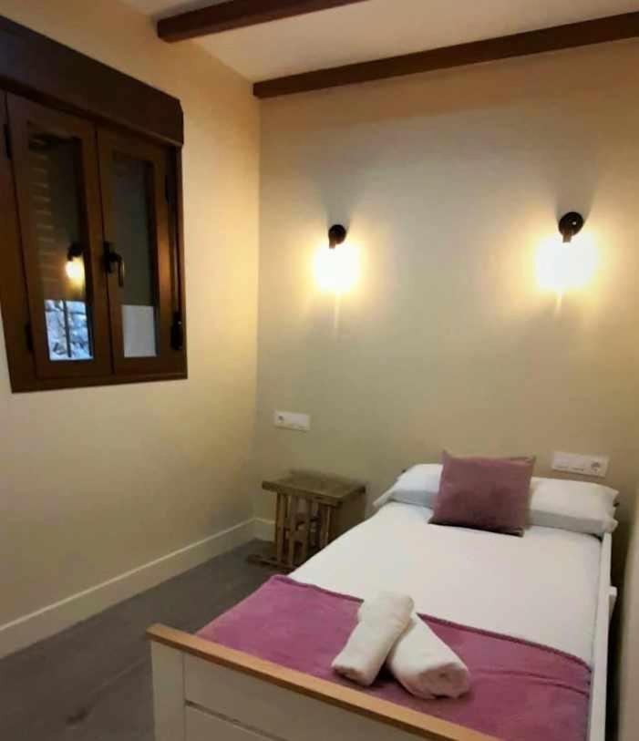 Apartamentos La Rosa Y El Pastor Guijo de Santa Barbara Bagian luar foto