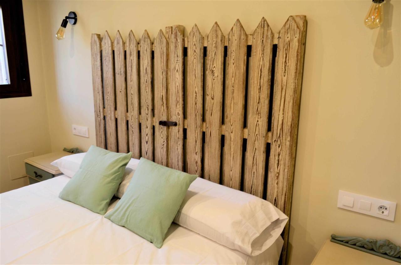 Apartamentos La Rosa Y El Pastor Guijo de Santa Barbara Bagian luar foto